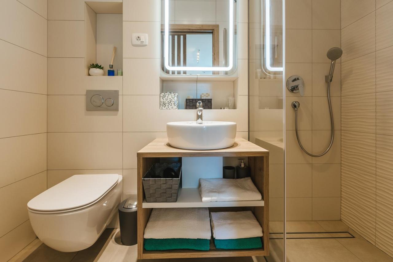 Rina Apartment *